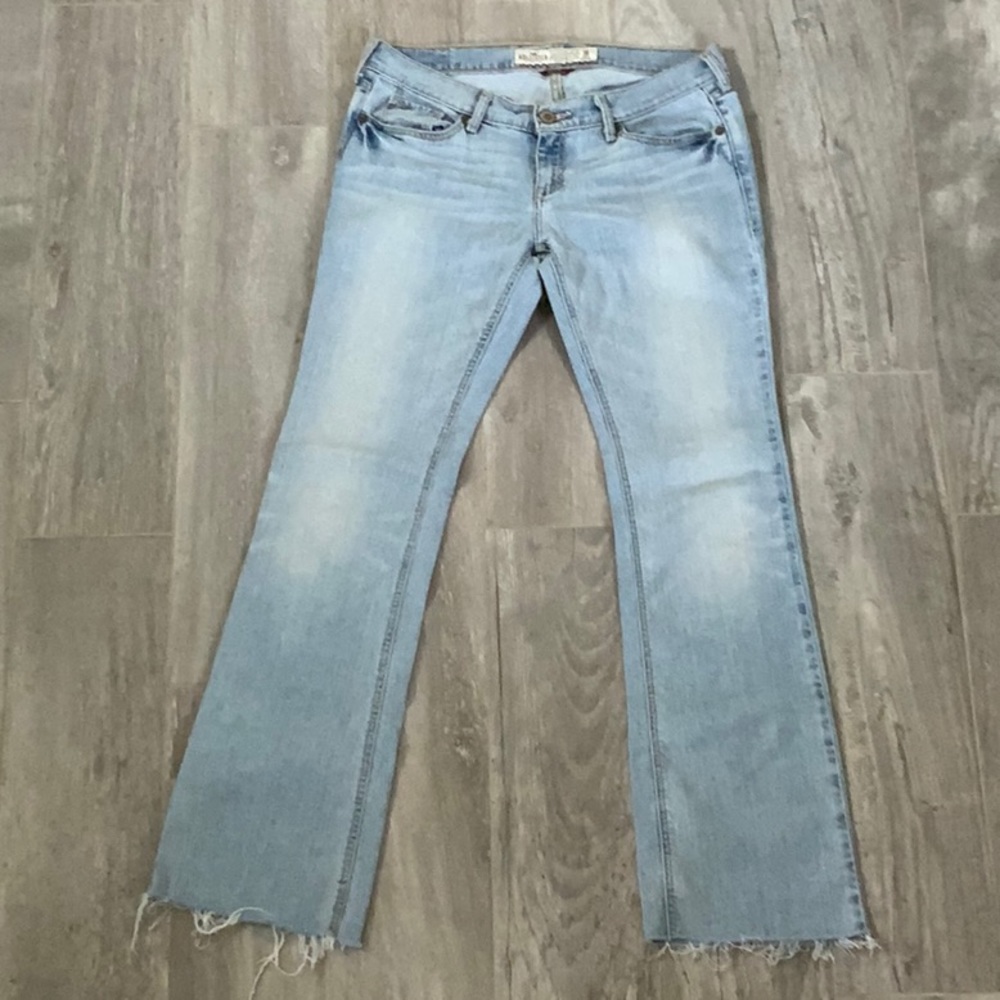 Hollister Low Rise Stretch Venice Boot Jeans